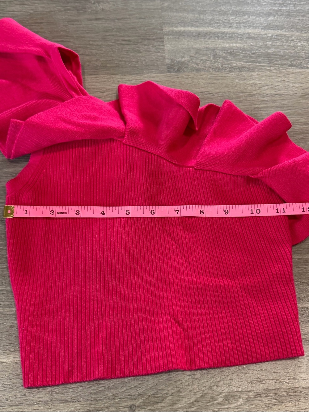 Express NWT Pink One Shoulder Ruffle Ribbed Sweater Knit Top Size XS Fuchsia - Picture 3 of 7